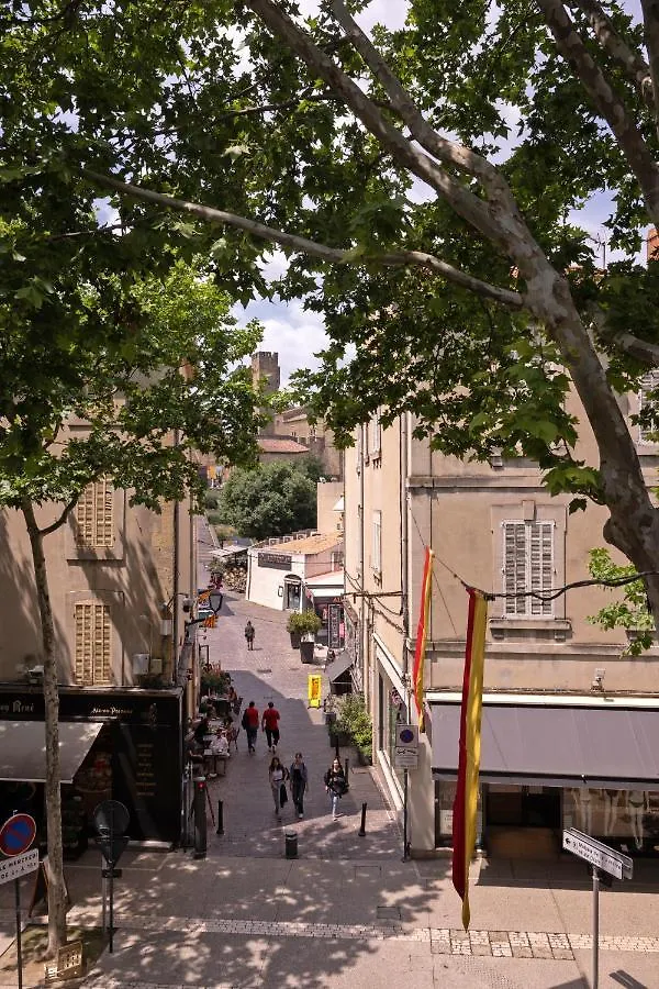 Apartment Le Nostradamus - Magnifique Appartement Cours Principal Plein Centre Avec Parking Salon-de-Provence France
