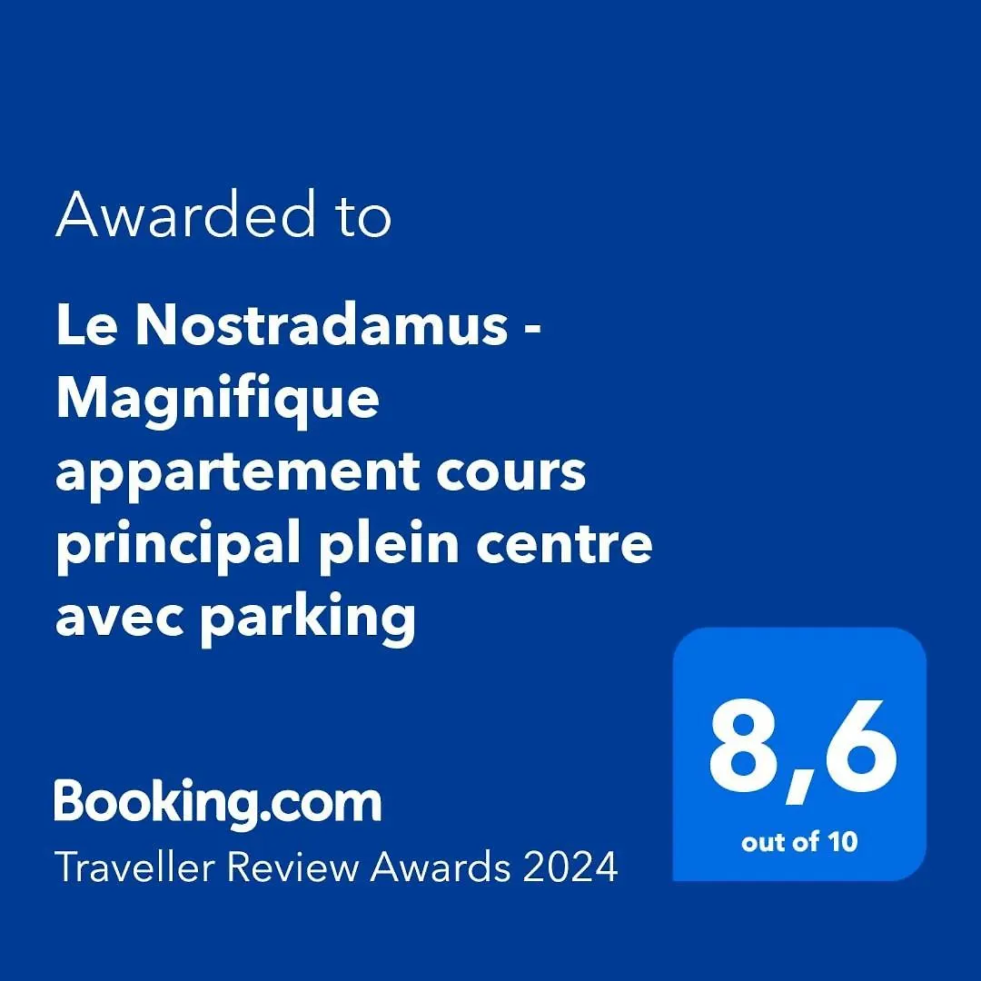 Le Nostradamus - Magnifique Appartement Cours Principal Plein Centre Avec Parking Salon-de-Provence